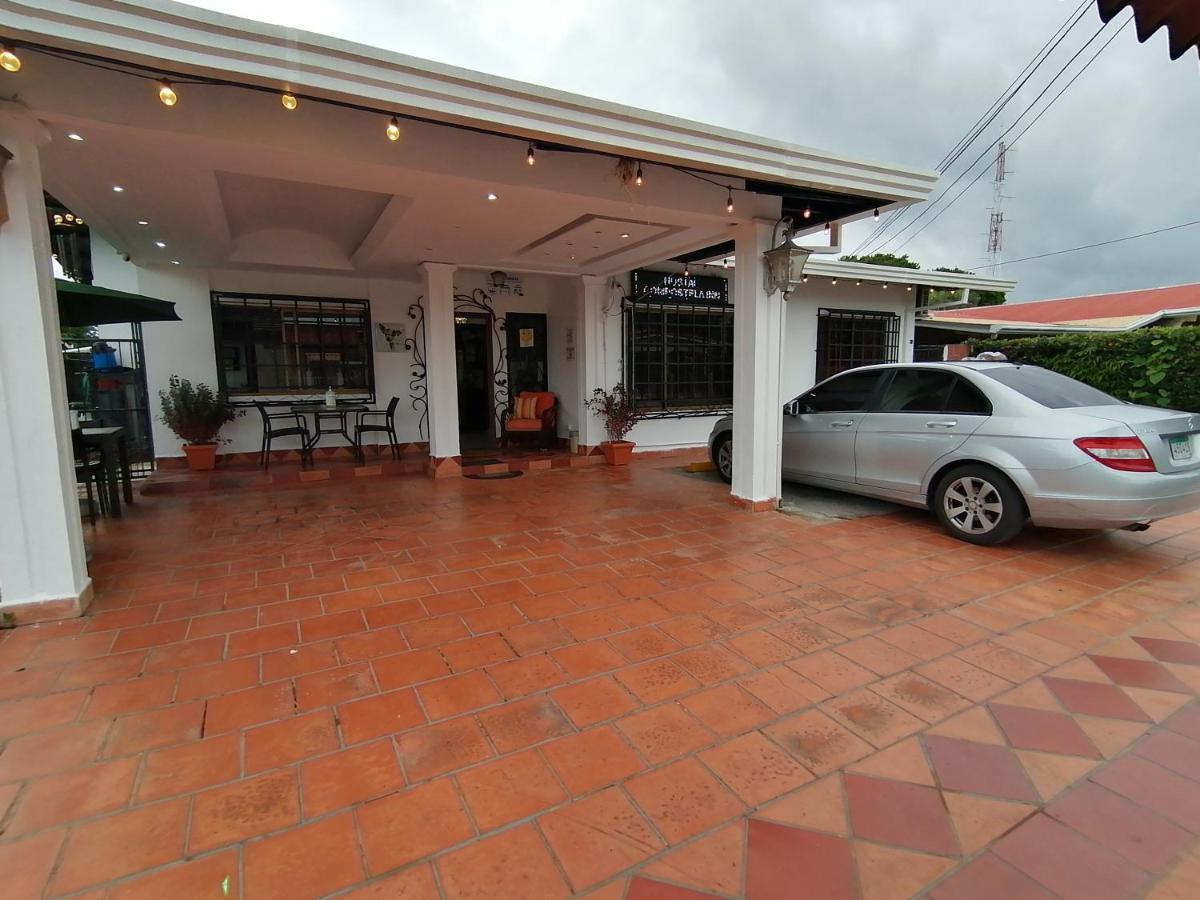 Hostal Compostela Inn David Luaran gambar