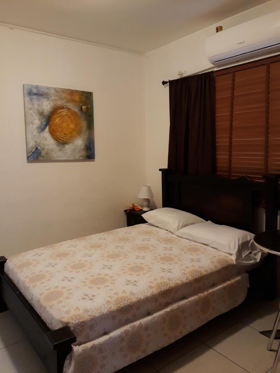 Hostal Compostela Inn David Luaran gambar