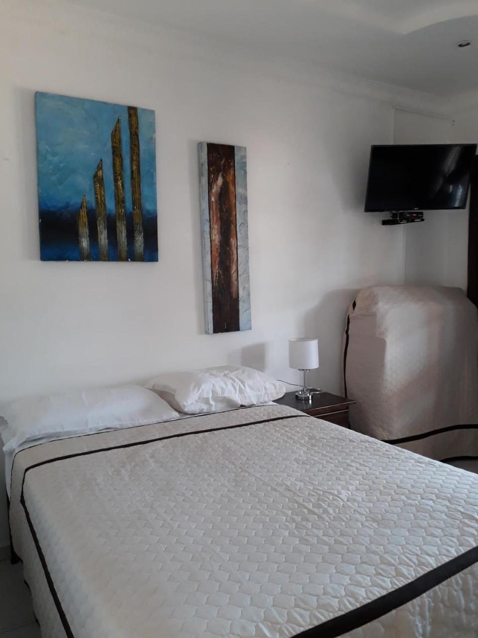 Hostal Compostela Inn David Luaran gambar